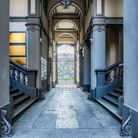 Ad Un Passo Dal Duomo Elegante Appartamento Wifi Milão Exterior foto