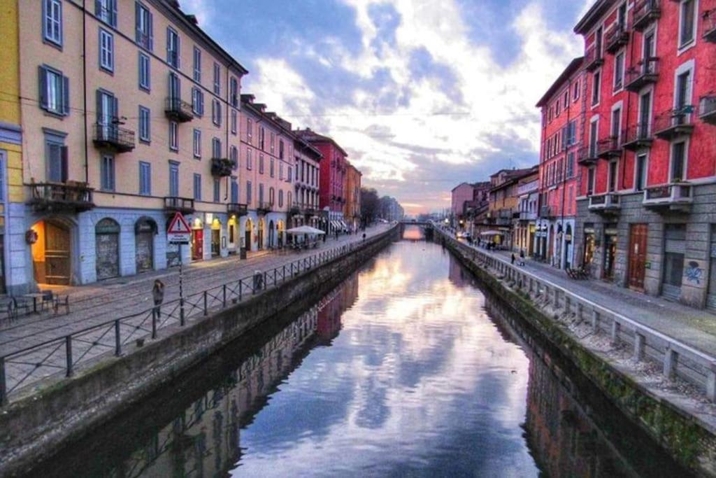 Ad Un Passo Dal Duomo Elegante Appartamento Wifi Milão Exterior foto